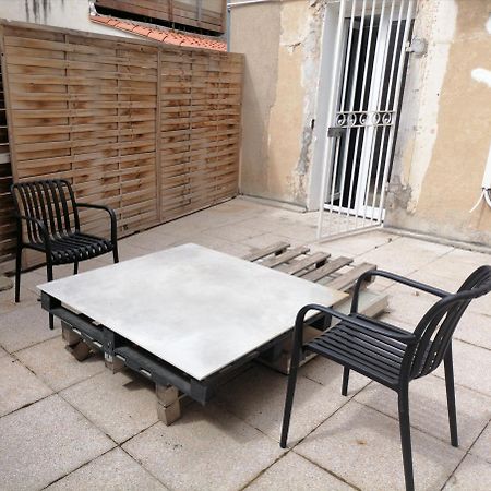 Jacuzzi Terrasse Centre Ville Narbonne Chambre 1 Esterno foto